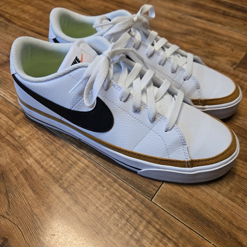 Nike Court Legacy sneaker 9.5